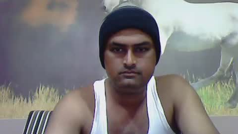 Snapshot of puneguyoncam chatting on 02.05.25 puneguyoncam online show from 02.05.25