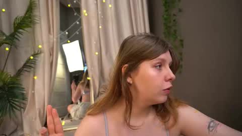 constant schedule Wednesday  Friday  Saturday  Sunday  The Rosemarie online show from 02.25.26