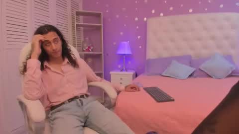 Snapshot of puretemptation_ chatting on 02.09.26 Experienced guys online show from 02.09.26