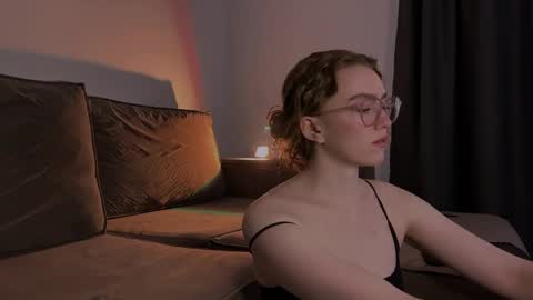 Marie online show from 02.28.25