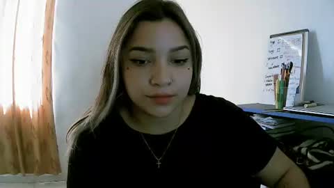 Snapshot of purple_23 chatting on 03.07.26 Lizzy online show from 03.07.26