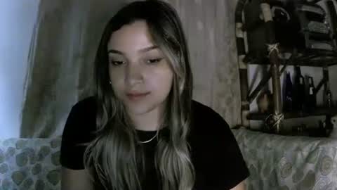 Snapshot of purple_23 chatting on 03.24.26 Lizzy online show from 03.24.26