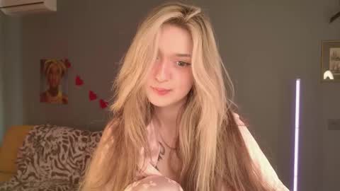 Bella online show from 03.08.26