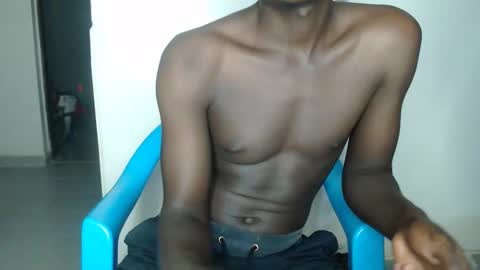 Snapshot of purple_hearts chatting on 02.16.26 purple_hearts online show from 02.16.26