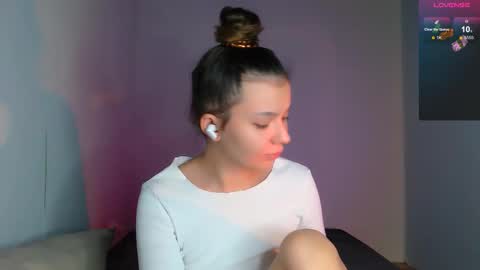 Carolyn online show from 10.12.25