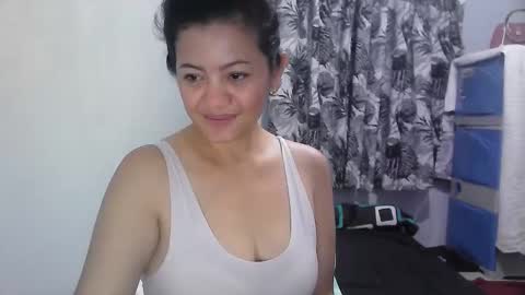 Snapshot of purpledust06 chatting on 12.03.25 Athena online show from 12.03.25