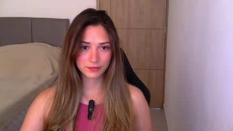 Snapshot of purpleluzzy chatting on 07.15.26 Lizzy online show from 07.15.26