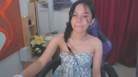 Snapshot of pussiswet_xx chatting on 03.24.26 jessy online show from 03.24.26