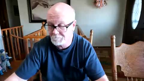 Snapshot of pussylover1365 chatting on 02.24.25 pussylover1365 online show from 02.24.25