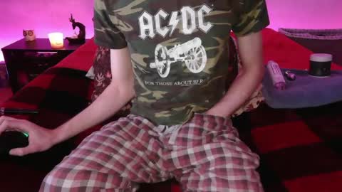 Snapshot of pussylover2182 chatting on 01.26.25 pussylover2182 online show from 01.26.25