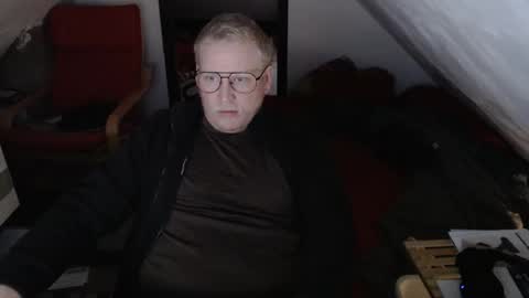 Snapshot of pussylovercb chatting on 11.05.25 pussylovercb online show from 11.05.25