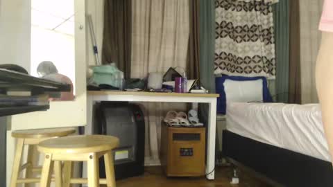 Snapshot of putiputi4u chatting on 12.22.24 putiputi4u online show from 12.22.24