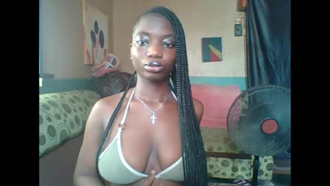 Snapshot of pweedy_ora chatting on 05.20.26 ora online show from 05.20.26