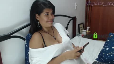 Snapshot of pxnditx_sexi chatting on 01.26.25 Abigail aby online show from 01.26.25