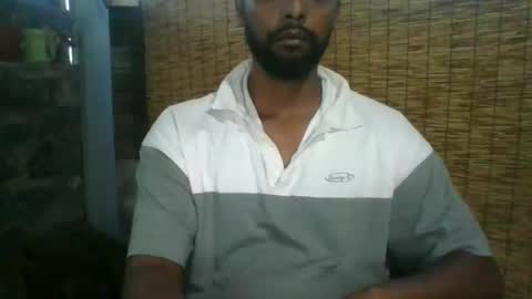 Snapshot of python974 chatting on 04.05.26 Python online show from 04.05.26