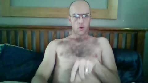 Snapshot of q2phq2ph chatting on 12.03.25 q2phq2ph online show from 12.03.25