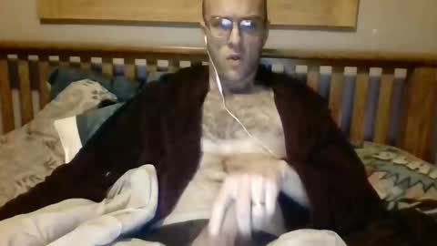 Snapshot of q2phq2ph chatting on 12.17.25 q2phq2ph online show from 12.17.25