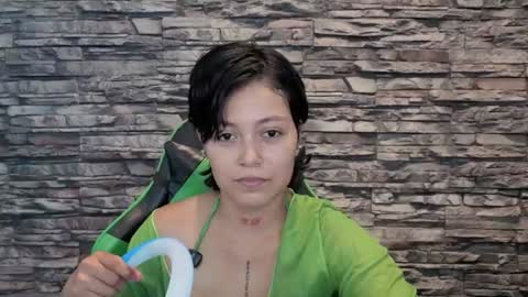 Snapshot of qadeshoficial chatting on 06.18.26 Qadesh online show from 06.18.26