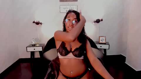 Keyla Queen Black online show from 11.27.25