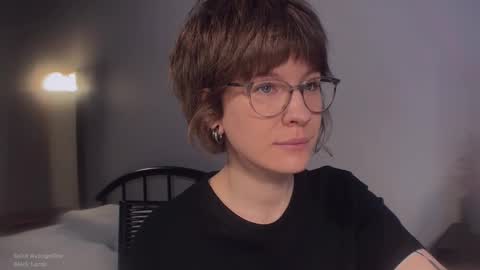 Snapshot of quack__quack chatting on 11.05.25 online show from 11.05.25