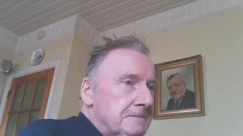 Snapshot of quathead chatting on 09.19.25 quathead online show from 09.19.25