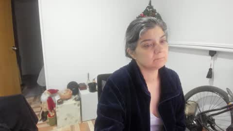 queemking online show from 01.10.26