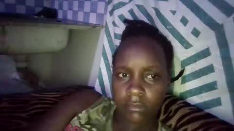 queen014 online show from 12.18.25