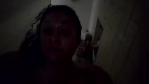 Snapshot of queen1309499253 chatting on 11.26.25 queen1309499253 online show from 11.26.25