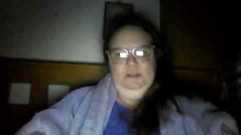 Snapshot of queen2118694 chatting on 02.14.26 naughty Queen online show from 02.14.26