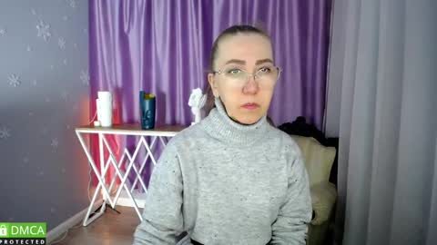 Snapshot of queen_a_n_i chatting on 01.17.25 A N I  Ill be here on December 1st online show from 01.17.25