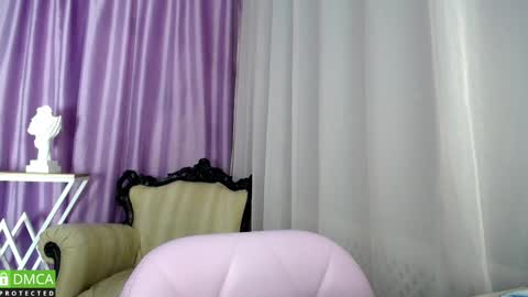 Snapshot of queen_a_n_i chatting on 01.30.25 A N I  Ill be here on December 1st online show from 01.30.25