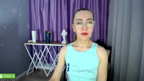 Snapshot of queen_a_n_i chatting on 02.01.25 A N I  Ill be here on December 1st online show from 02.01.25