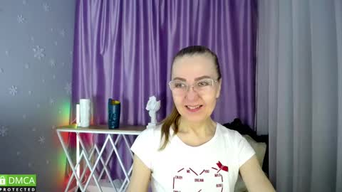 Snapshot of queen_a_n_i chatting on 02.10.25 A N I  Ill be here on December 1st online show from 02.10.25