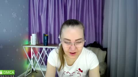 Snapshot of queen_a_n_i chatting on 02.11.25 A N I  Ill be here on December 1st online show from 02.11.25