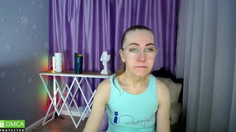 Snapshot of queen_a_n_i chatting on 02.14.25 A N I  Ill be here on December 1st online show from 02.14.25