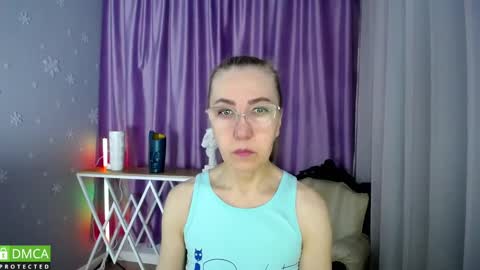 Snapshot of queen_a_n_i chatting on 02.18.25 A N I  Ill be here on December 1st online show from 02.18.25