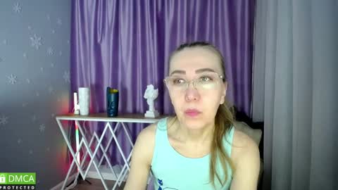 Snapshot of queen_a_n_i chatting on 02.21.25 A N I  Ill be here on December 1st online show from 02.21.25