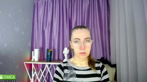 Snapshot of queen_a_n_i chatting on 02.22.25 A N I  Ill be here on December 1st online show from 02.22.25