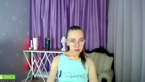 Snapshot of queen_a_n_i chatting on 02.27.25 A N I  Ill be here on December 1st online show from 02.27.25