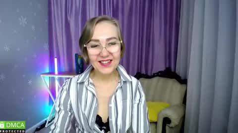 Snapshot of queen_a_n_i chatting on 10.21.25 A N I  Ill be here on December 1st online show from 10.21.25