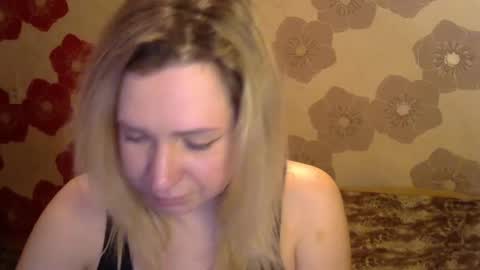 Snapshot of queen_daenerys chatting on 12.01.24 Queen Daenerys online show from 12.01.24