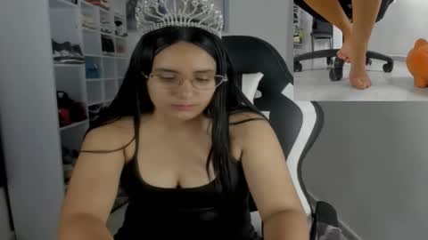 queen_findom1 online show from 12.05.25