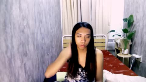 queen_gia online show from 04.28.26