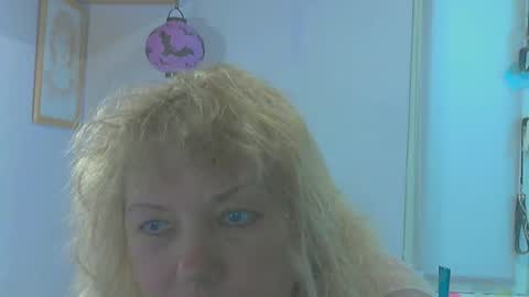 queen_jane8 online show from 05.10.26