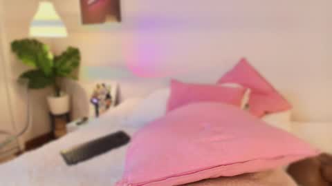 Liana  online show from 02.17.26