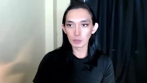 Queen Lucifer online show from 12.15.25