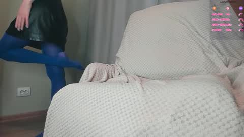 Snapshot of queen_nylon chatting on 02.11.26 Carly online show from 02.11.26