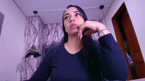 QueenNyx online show from 06.02.26