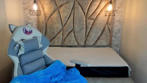   online show from 02.07.25