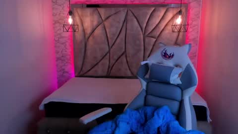   online show from 02.19.25